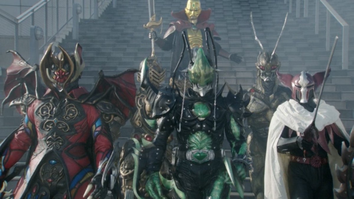 キラキラ金メッキ Auf Twitter スーパーヒーロー大戦がyoutubeで配信されてるようで 話も展開も しいてはラスボスさえも意味 不明なんだけど この絵面の興奮度は凄まじかったんだよなあ 東映特撮youtubeofficial