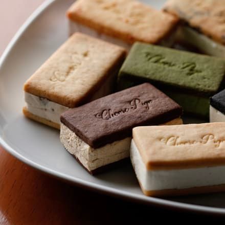 fashionsnap's tweet photo. 静岡発のクッキーチーズサンド専門店「チーズピゲ」が東京初上陸、限定フレーバーも登場
https://t.co/V6cCuyU5lA https://t.co/7QRshEpRwj