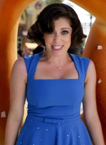 Rocio_Garcya's tweet photo. "And by eleven o'clock shouldn't I have earned a frickin' ever after? I’ve done the workbooks, taken the pills. What more could I do? How do I still not know myself after all that I’ve been through?" 5/6
#RebeccaBunch #CrazyExGirlfriend #Halloween2020 @CW_CrazyXGF https://t.co/1R3tTUEmCR