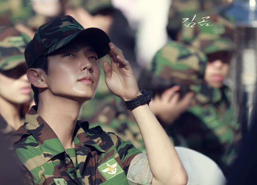 gm_417's tweet photo. 으악개존잘 https://t.co/hW995u4Gcu