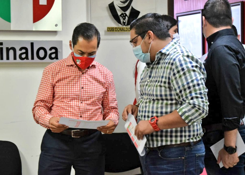 F_ChavezR's tweet photo. Bienvenido a Sinaloa, @CarlosIriarte_, tu llega a nuestro estado como delegado del @PRI_Nacional es una clara muestra de que para la elección del 2021, Sinaloa es prioridad. ¡A darle con todo!. #VamosJuntos https://t.co/obSfmA0Osq