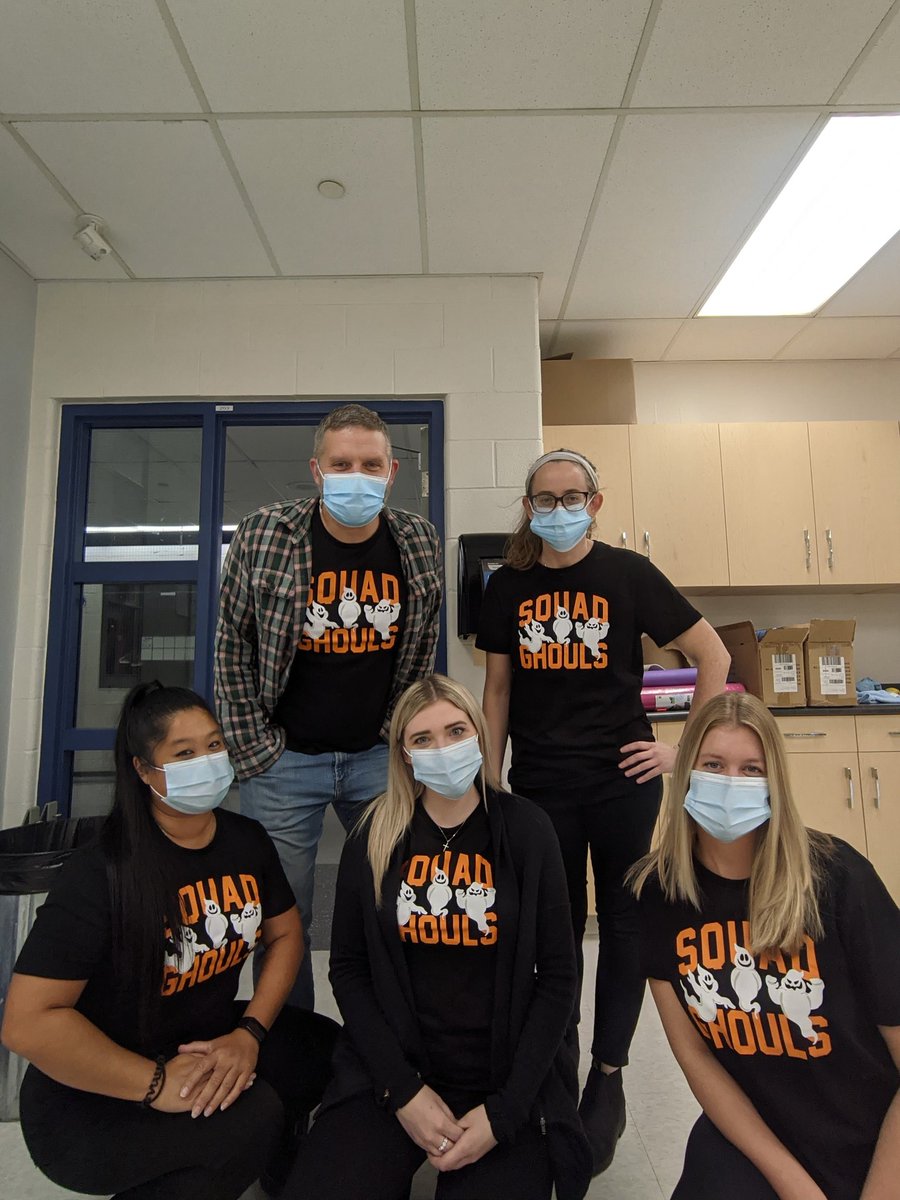 Ms.D.Lo 🍁 tweet media