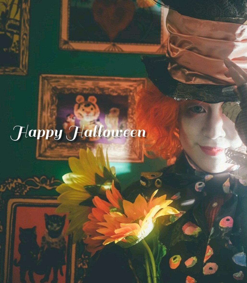 🎉ハッピーハロウィン✨
♥️♣️🐇⏰✨☕🎩♠️♦️

アリス　micaさん
白の女王　junさん
マッドハッター　rocca

お写真
1枚目:なつおさん(@m72pic)
2枚目:由貴さん(<a href="/yukin_co1173/">6_+由貴</a>)