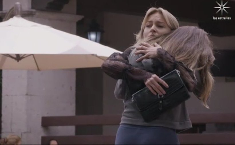 itswhoboyer's tweet photo. La relación más hermosa de toda la novela! #Relisa #ImperioDeMentiras https://t.co/q5ktpat0XI