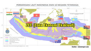Indonesia "berdaulat" atas seluruh kekayaan yang berada pada ZEE-nya, namun bukan berarti memiliki "kedaulatan" mutlak atas batas zona tersebut.Di sisi lain, Indonesia memiliki kewajiban memberikan ijin bagi siapapun yang melewati zona itu dengan niat damai.