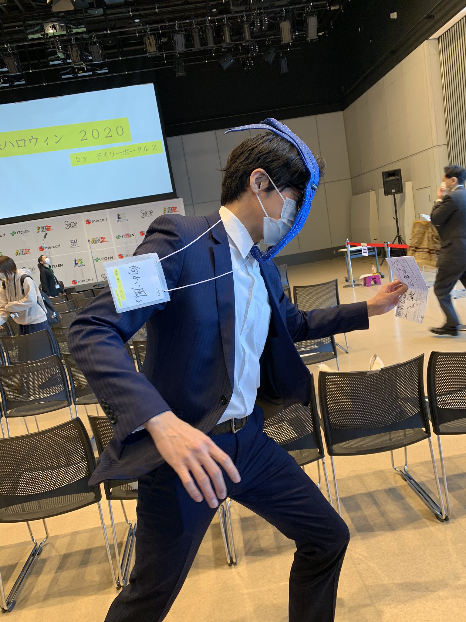 ようこ 向かい風の人 結構手間かかってる 地味ハロウィン Dpz T Co H3ttd3konb Twitter