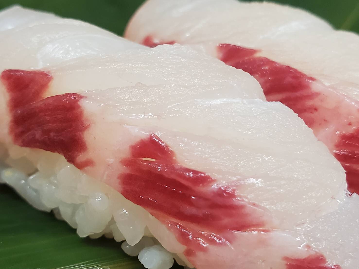 独楽寿司 まさのすけ本店 天然地魚が美味しい回転寿司 真鶴産ニベ 珍しい魚が全店出荷です T Co Xm4klxjvs0 Twitter