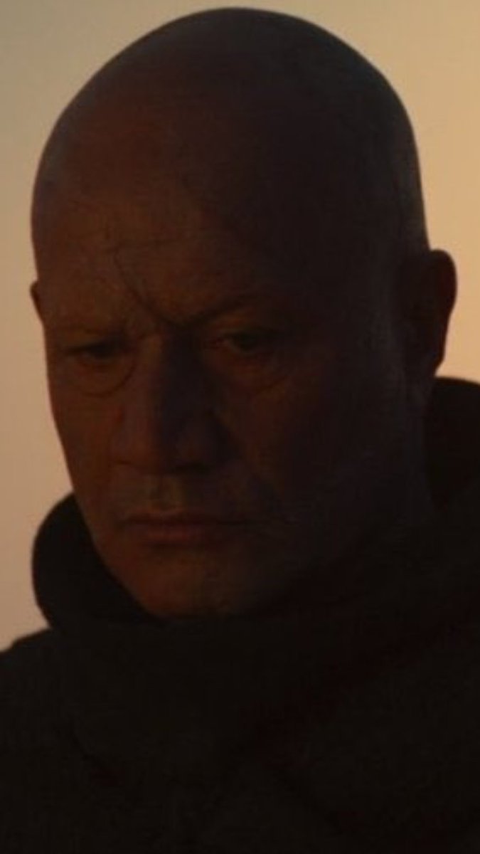 Boba has the better face then Vader #TheMandalorian #StarWars https://t.co/XEjJdS5uKF