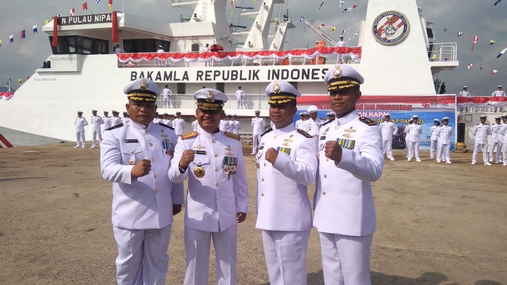 Maka, sangat berlebihan bila masuknya Coast Guard pada zona itu dikatakan dapat memancing adanya perang antara Indonesia dan China.Coast Guard memang akan ngeyel bila Bakamla yang datang mengusirnya. Dia akan berkilah bahwa Bakamla tidak memiliki wewenang.