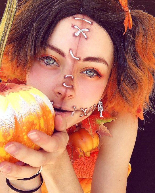 Happy Halloween! https://t.co/oKxVw5h6cz<a href="/tag/cosplay"class="tags"><span>#cosplay</span></a><a href="/tag/zelda"class="tags"><span>#zelda</span></a>