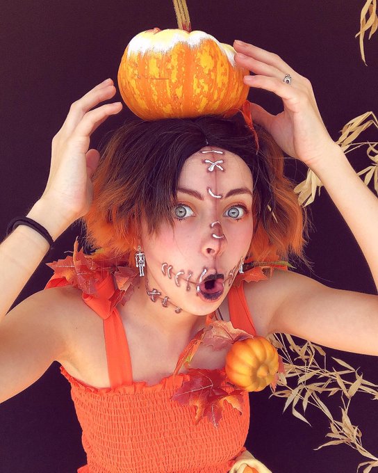 Happy Halloween! https://t.co/oKxVw5h6cz<a href="/tag/cosplay"class="tags"><span>#cosplay</span></a><a href="/tag/zelda"class="tags"><span>#zelda</span></a>