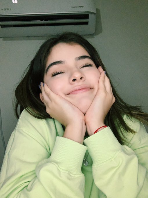 Yo tengo la baby face cuando se me da la gana eh 😗✨ https://t.co/GlMmwtNi2o<a href="/tag/nuevafotodeperfil"class="tags"><span>#nuevafotodeperfil</span></a>