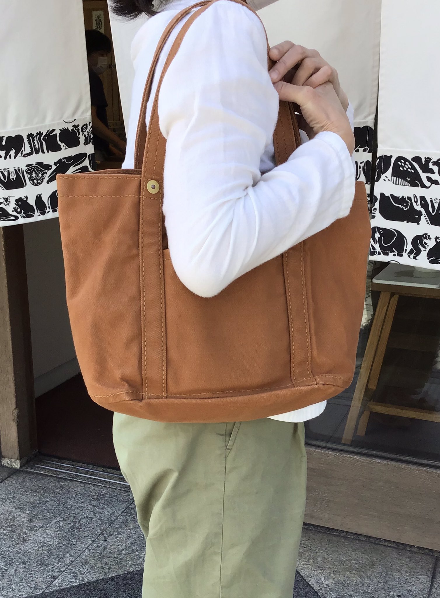 帯電防止処理加工 一澤信三郎帆布 トートバッグ 手さげ 茶色 新品未