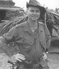 merlinpapin3's tweet photo. Aujourd'hui l'écrivain #RobinMoore aurait eu 95 ans , auteur des #BeretsVerts réalisé par #JohnWayne (mais détourné de son sens) et de #FrenchConnection qui sera adapté par #WilliamFriedkin
@Jouxplane83 @FredOL69007 @tbarnaud https://t.co/KsbhqaSQdl