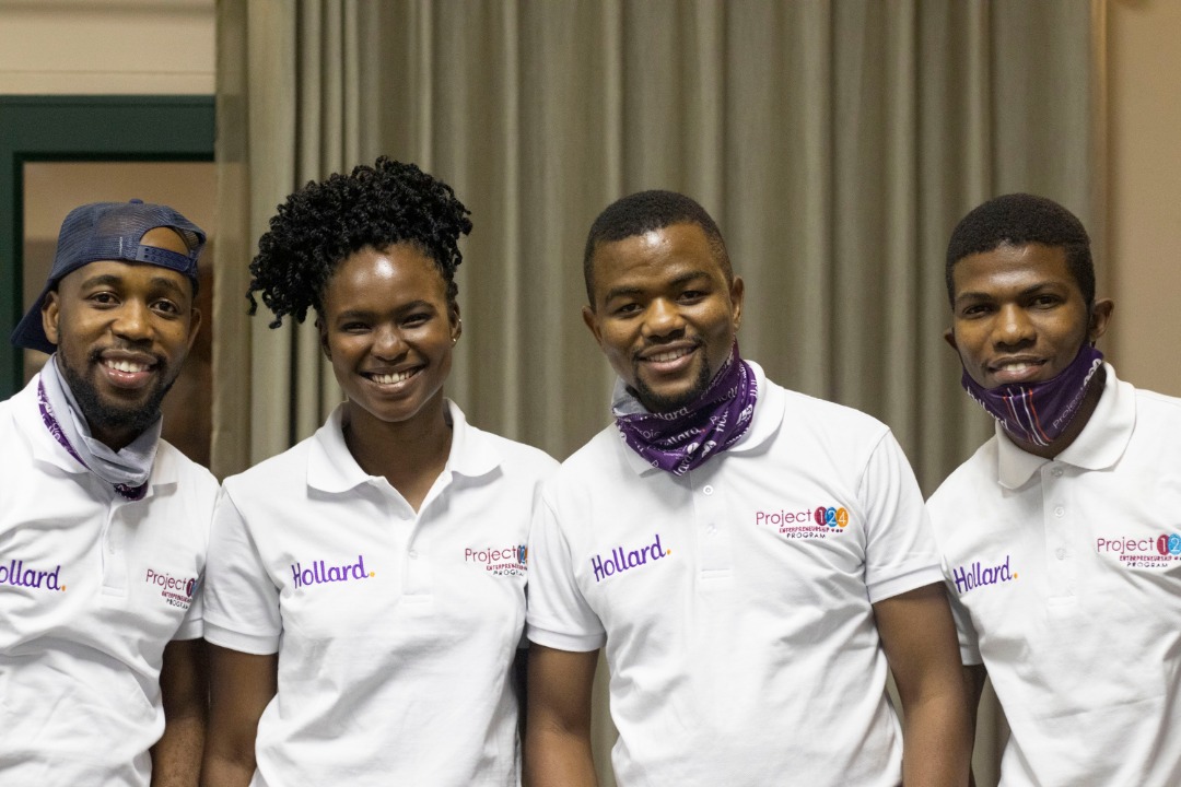 gkhutsafalo's tweet photo. It takes a team!π₯βπΎ
The 2020 Project124 Francistown is about to rock.
See you in a bit.
We actually lodged at one of @CEDA_BW's Funded entrepreneurs' Guesthouse in Block 4.
#Project124 https://t.co/fYTQymHpzS