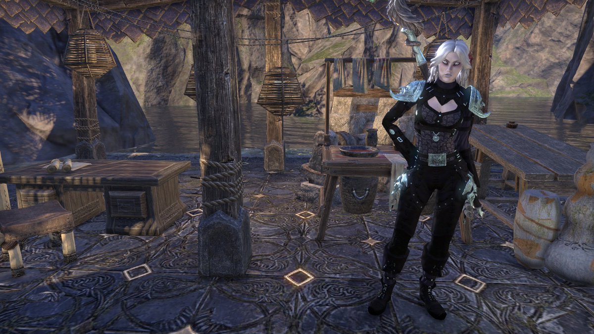 briarbyhart's tweet photo. I CAN'T BELIEVE I FORGOT TO POST THE PRETTIES EARLIER๐ #Ashraf #StickyPaws #Ysmeira #YsmeiraImayn #Quenneth #Quen #QuenImayn #Drelyth #DrelythImayn #ElamDrals #GrimHarlequin #ESO #ESOFam https://t.co/hXyJ0JVCcR