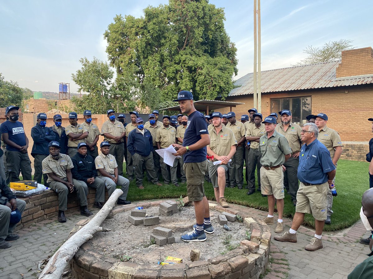 Vibro Bricks&Paving (@vibrobricks) on Twitter photo #saamisonssterker #mannavirdieboere <a href="/CaringDaisies/">CaringDaisies</a> <a href="/BakkiesBotha4/">Bakkies Botha</a> <a href="/VictorMatfield/">Victor matfield</a> <a href="/JuandreKruger5/">Juandre Kruger</a> @riaanbenade @texanpetroleum vandag maak ons weer so.... #saamisonssterker #mannavirdieboere <a href="/CaringDaisies/">CaringDaisies</a> <a href="/BakkiesBotha4/">Bakkies Botha</a> <a href="/VictorMatfield/">Victor matfield</a> <a href="/JuandreKruger5/">Juandre Kruger</a> @riaanbenade @texanpetroleum vandag maak ons weer so....