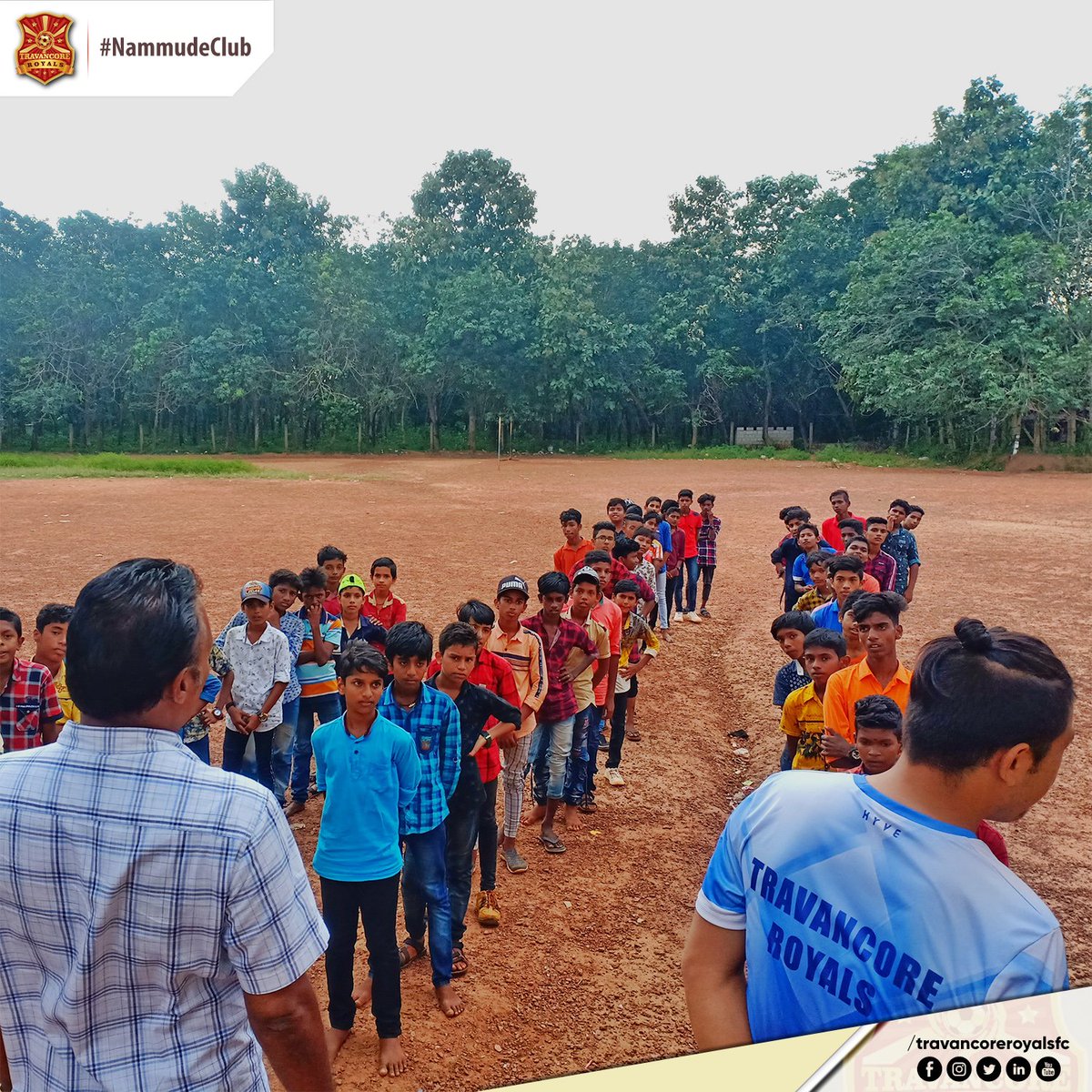 travancoreroyls's tweet photo. #Throwback (Jan 2020)
A pic from our Rural kid's football project, "First Whistle" in SKVHS School, Kadampattukonam.
#Community #RoarRoyals #football #ruralproject #Royals #TravancoreRoyals #YourcityYourclub #NammudeClub https://t.co/X4bcNaHBOI