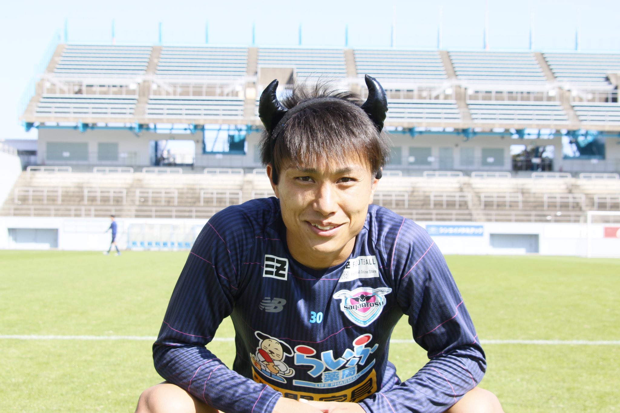 サガン鳥栖公式 Trick Or Treat 練習後も気合入りすぎりょーや 快諾してくれたトヨさん 当日急に恥ずかしくなって逃げる 粘る広報部 結果はinstagramで もちろん新加入のパギも T Co Zzgagyzkrv Happyhalloween
