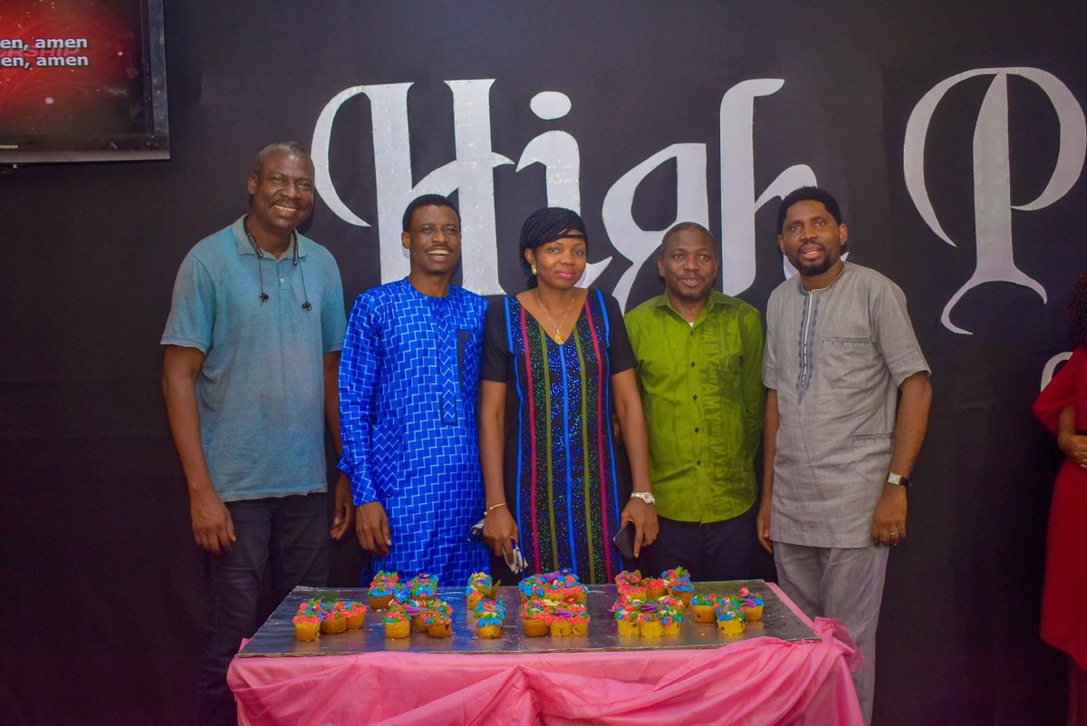 tlackingdom's tweet photo. Images from Pastor Tosin's Birthday Celebration

#PastorTosinGabriel
#KAS20
#TLAC https://t.co/fa6o71rxFX