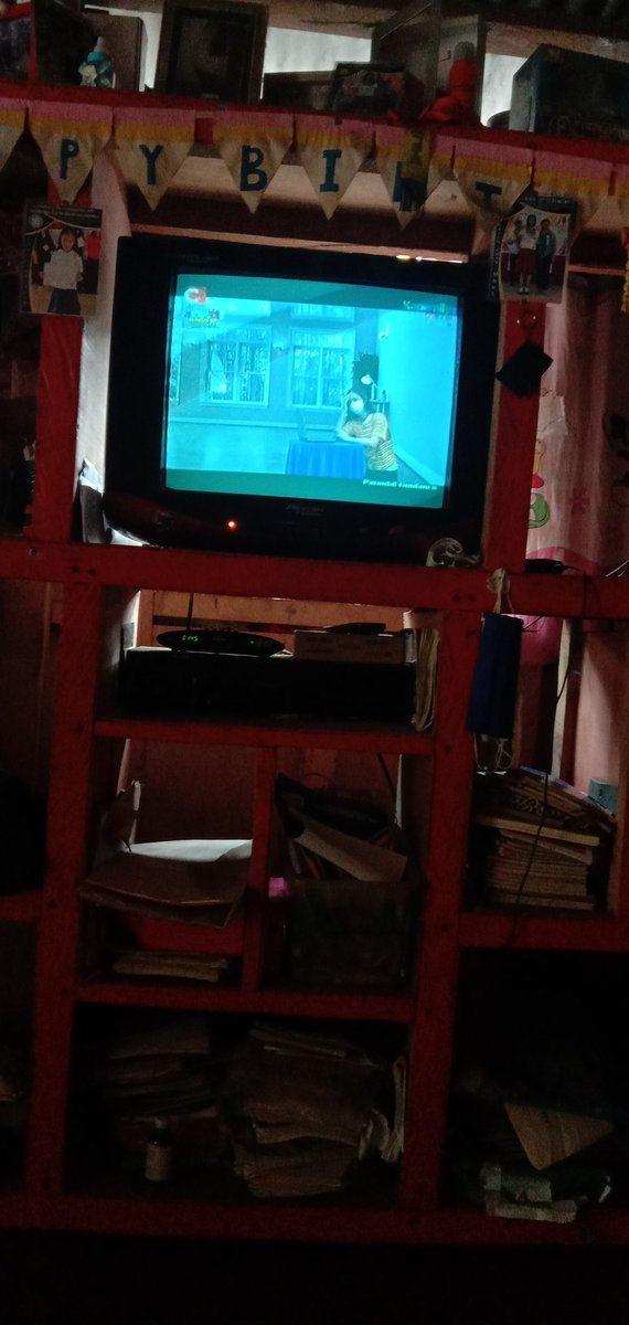 Marbebe111's tweet photo. #ShowtimeMagpasikat2020 kudos to all the Frontliners and to #TeamVhongAmyJackie 😍😍 watching from Tacloban City. https://t.co/qtNlXMcgxb