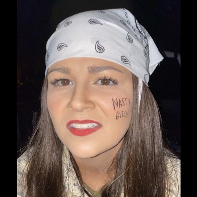 sheyannekf's tweet photo. #NewProfilePic https://t.co/s4C9dSc7Ag