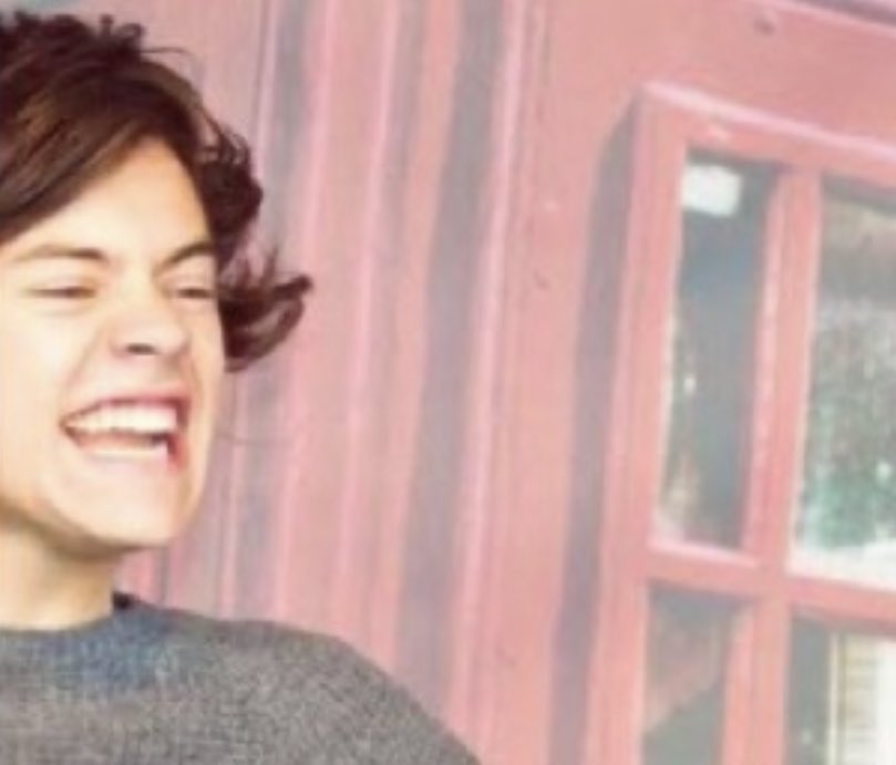 「 solo harry as one direction harry ─ a thread 」