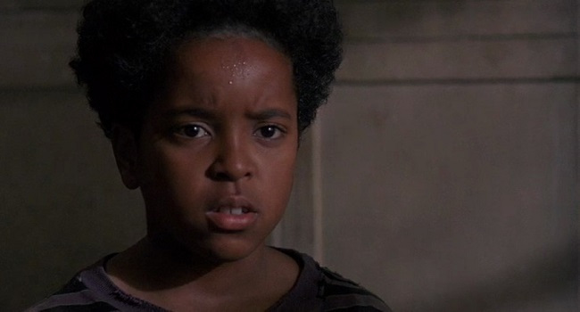 PEOPLE UNDER THE STAIRS rules! Fool belongs in the pantheon of GOAT horror protagonists, you got Big Ed and Nadine from TWIN PEAKS as perfect creeps & the satirical elements are still way too relevant. Psyched for the  @JordanPeele-produced remake.  #31DaysOfHorror