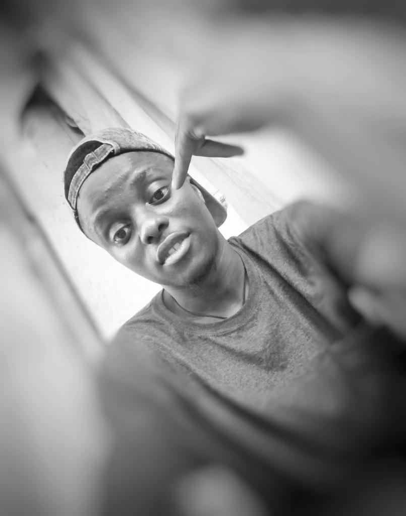 Declanmario1's tweet photo. Celebrating my existence in the world...❤
Happy birthday🎂 to me https://t.co/hfzKiXrFuT
