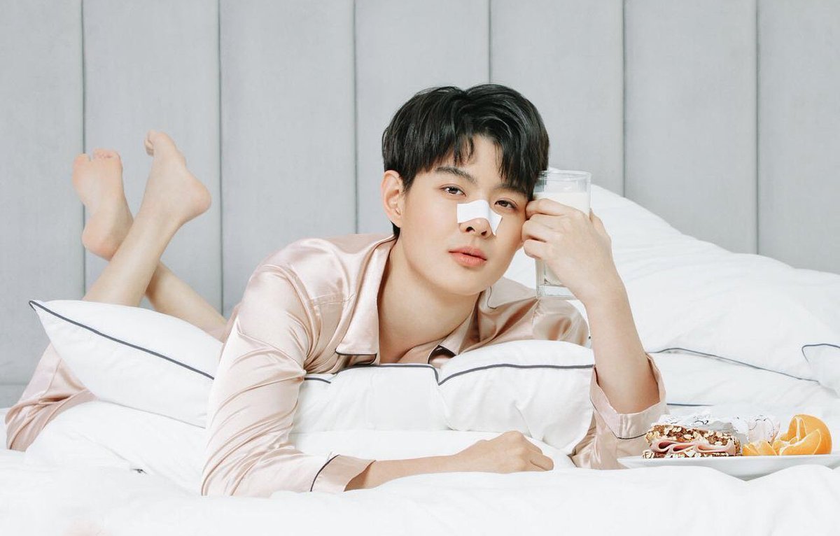 XZ1005lonely's tweet photo. Time will prove everything, my waiting will have a perfect ending.
Cr:owner
#SaintxLivelynose https://t.co/EtDRwWd3hF