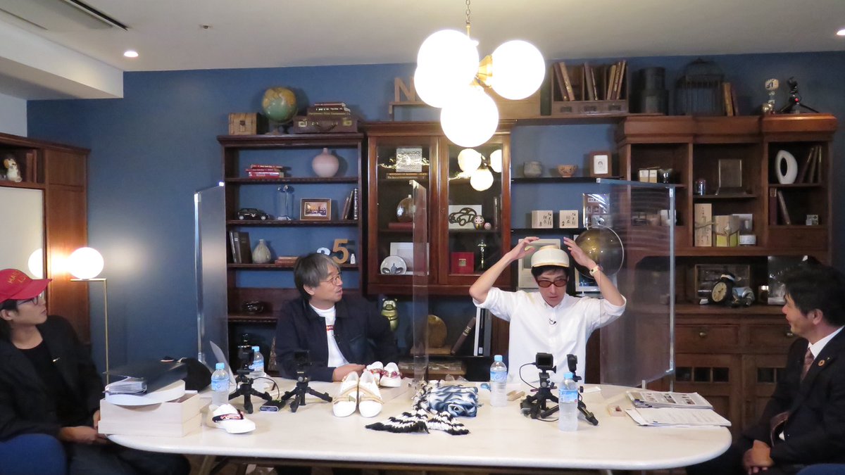 東京会議 On Twitter 本日の東京会議 議題はこの時期気になる方も多いであろう ふるさと納税 の新しい返礼品を番組でプロデュースします 依頼者は京都市 伝統工芸と新しいアイデアを掛け合わせて作る返礼品とは 今夜23 00からお見逃しなく