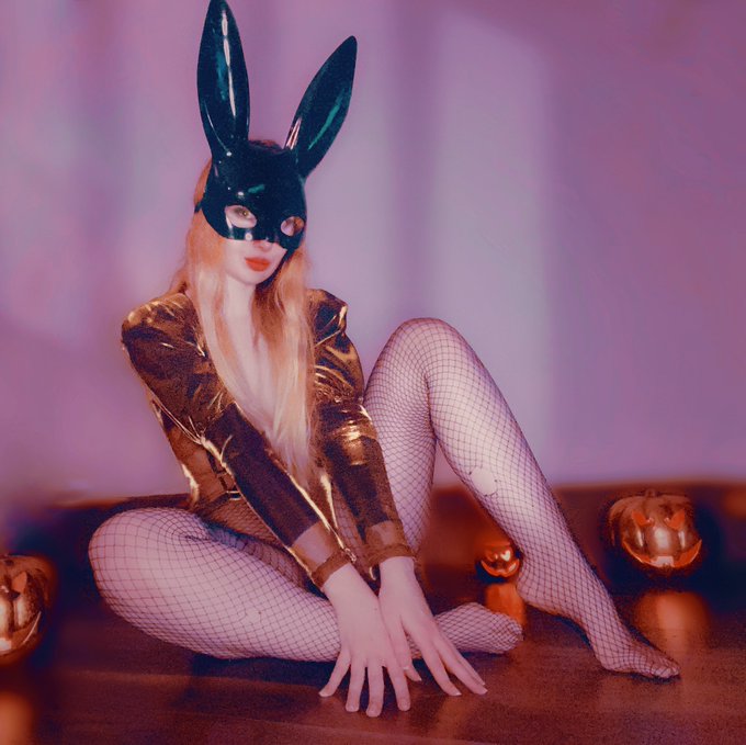 Happy Halloween! Here’s a terrifyingly-blurry pic! #fetish #80s #erotica #rabbit #fishnets #me #melkimbrown