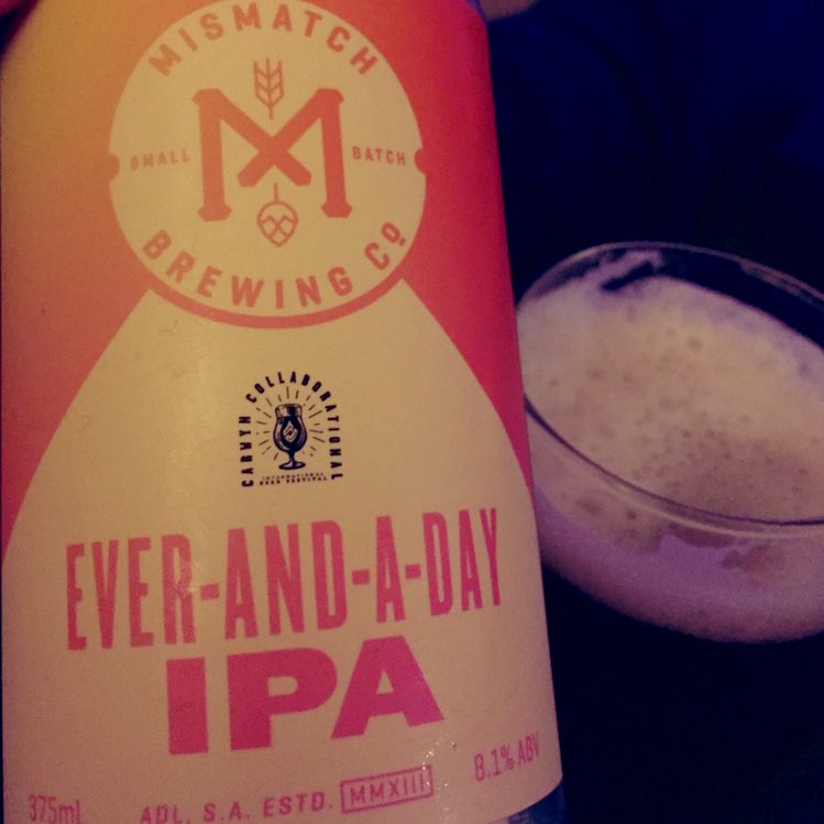 _shmick's tweet photo. This one is delightful.
#GoodBeerTweet #BeerOClock πΊ https://t.co/oJBYrUvHEH