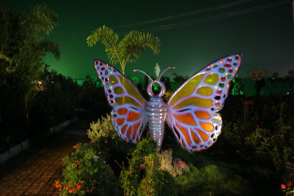  #ButterflyGarden, A fabulous place to see fluttering beauty in the midst of Vindhyachal & Satpura Ranges near  #StatueofUnity. It is home to more than 70 species of butterflies and 150 species of larval host plants & nectar plants2/n