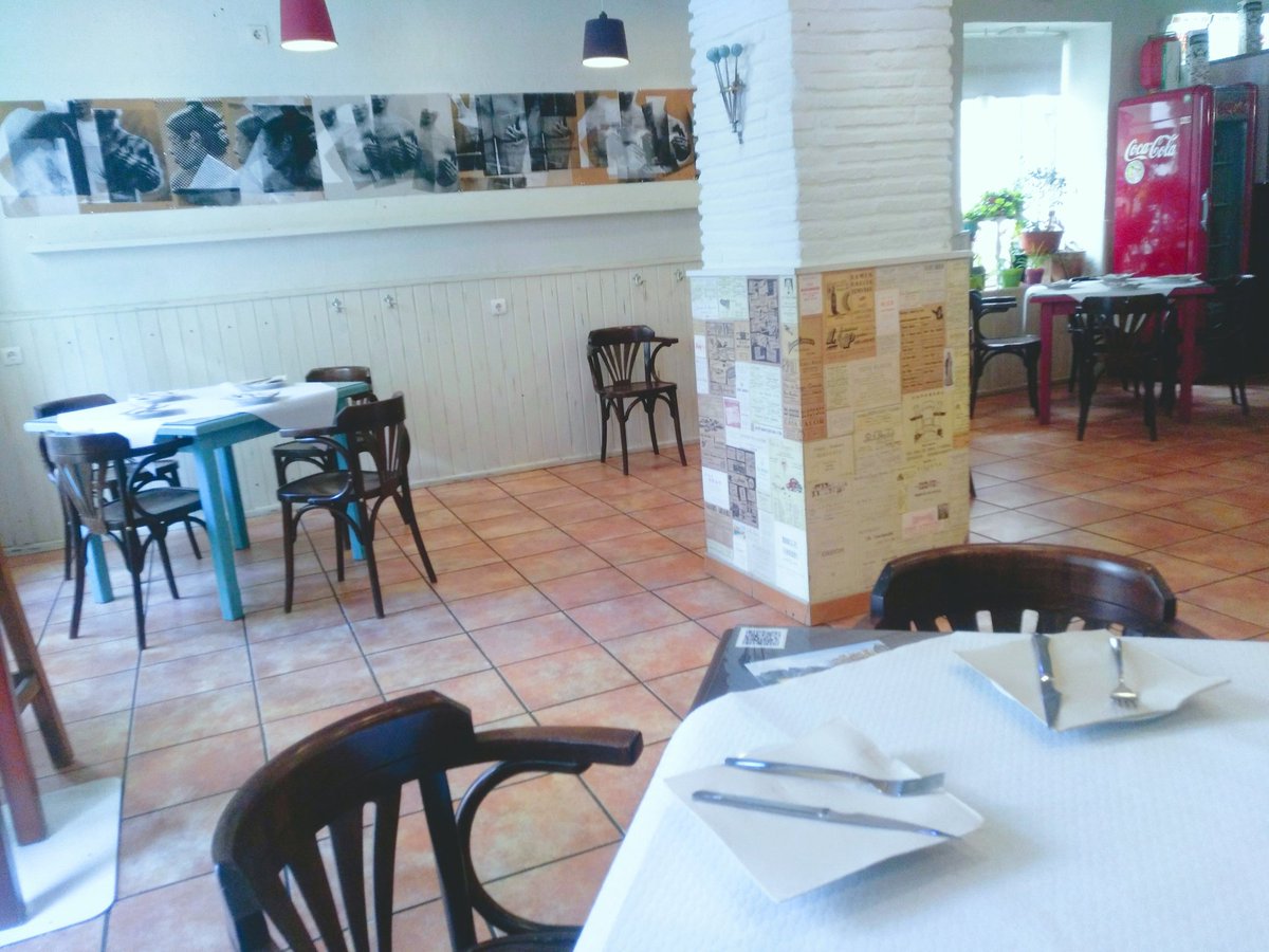 3dJavierGarcia's tweet photo. Comenzando el sábado sabadete.
.
.
.
.
#quitapesaresbar #villena 
#Quitapesares #ComerEnVillena #Yocomproenvillena https://t.co/9f4kgmsxJZ