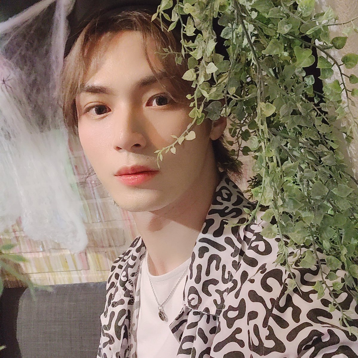 7OC_official's tweet photo. [#한겸]

해피 할로윈~~!!!!♡♡♡♡
고마워요 ♡♡

#송한겸 #로즈 #♡ #0,1 #할로윈 https://t.co/4OjyuK27C6