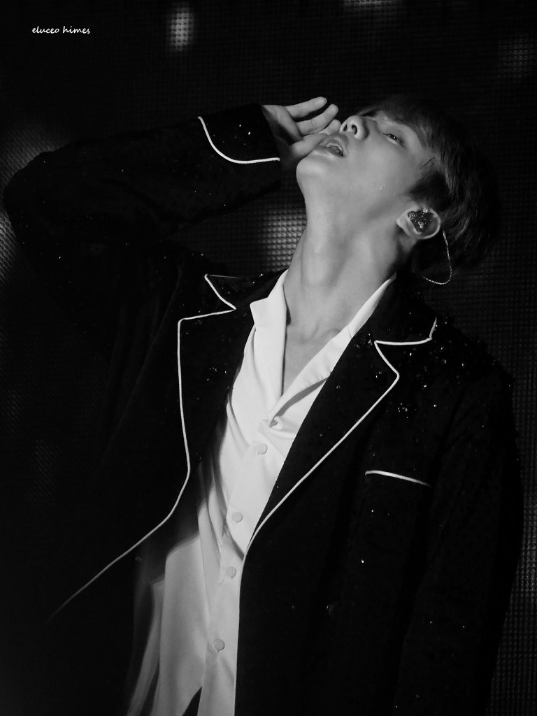 김석진의 날🌸 tweet media