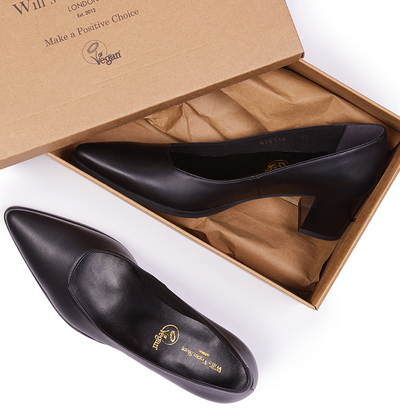 WillsVeganStore's tweet photo. NEW Flats, Heels & Pumps
Introducing The Derby, Point Toe Flats, Point Toe Pumps & High Heeled Cut Outs.
https://t.co/AnInYGeqh2
#veganshoes #veganheels #veganflats #veganpumps #makeapositivechoice https://t.co/9y5n1fT2MR