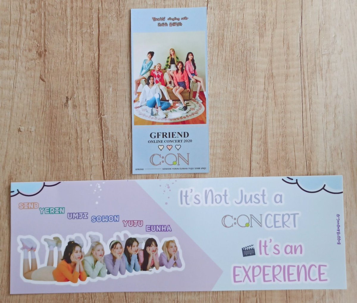 buddybandungID's tweet photo. Tiket dan hand banner nonton bareng @GFRDofficial online concert C:ON bersama @buddybandungID

It's not just a concert, it's an experience.
Have fun watching, Buddies!
#여자친구 #GFRIEND #GFRIENDCON2020 https://t.co/indtKc8t7V