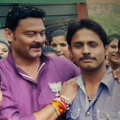 VarunSinghBagh7's tweet photo. @SanjayPathak3 
मध्यप्रदेश राजनीत के दबंग किरदार, शतरंज की चाल के मफ़िक चंद मिनटो में चुनावी बाज़ी पलटने वाले, महाकौशल छेत्र की ज़िन्दादिली शेर, विजयराघवगढ़ सम्राट "आदरणीय श्री संजय जी सतेंद्र पाठक " को अवतरण दिवस की एक छोटे से कार्यकर्ता की तरफ से अनंत शुभकामनाये।
🎂🎂🎂 https://t.co/hvcyuSgE8B