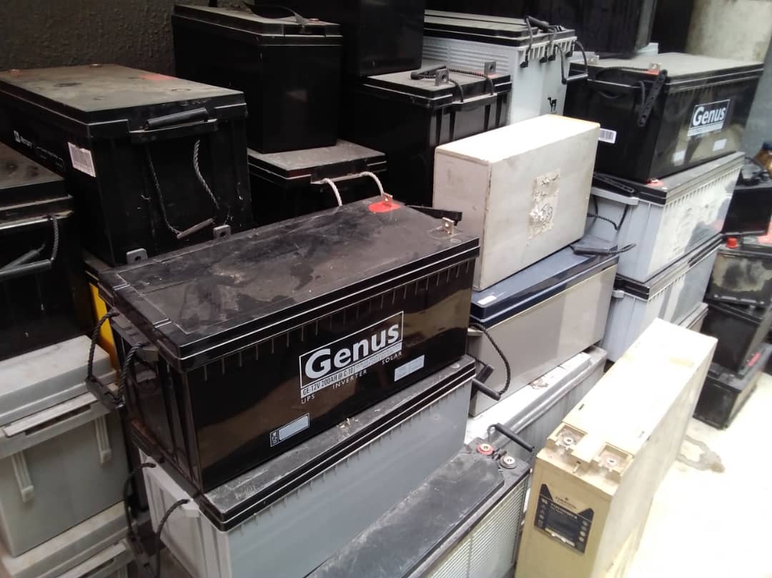 HunterBattery's tweet image. Batteries contain chemicals that are poisonous even after it is dead. Improper disposal can lead to the chemicals and acids leaching into land and water supplies.
Make money, help us grow and help achieve this goal of battery recycling

#money #battery #energy #SafeWaterForAll