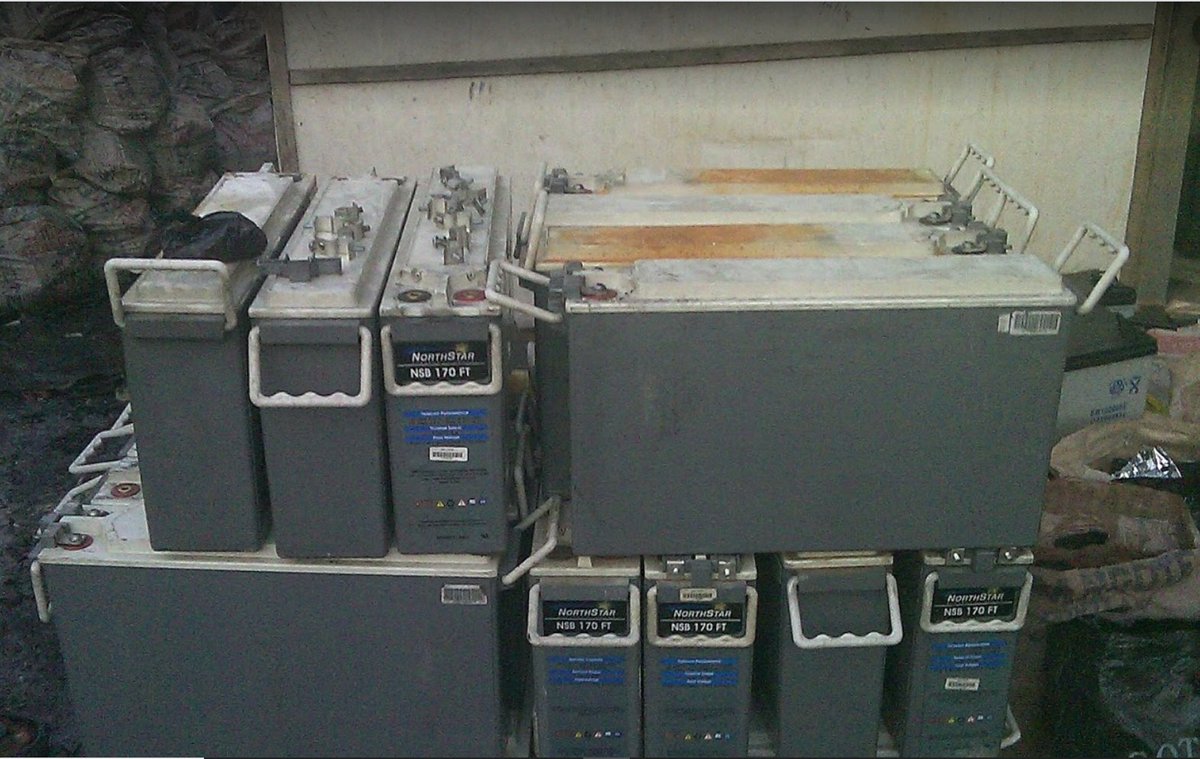 HunterBattery's tweet image. Batteries contain chemicals that are poisonous even after it is dead. Improper disposal can lead to the chemicals and acids leaching into land and water supplies.
Make money, help us grow and help achieve this goal of battery recycling

#money #battery #energy #SafeWaterForAll