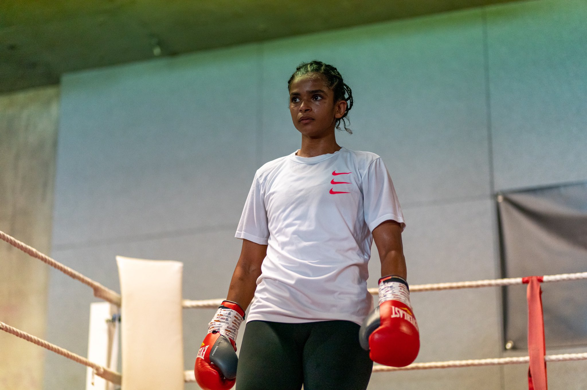 Usher Komugisha On Twitter Somalian Boxer Ramla Ali Makes Her Professional Debut Today In A Move That Will Continue Changing The Face Of Women S Boxing Back Home A Former British And
