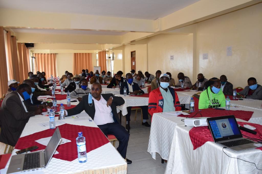 Proper Producer Dairy cooperatives Management and marketing is very key.
For the last two weeks we have conducted training to the leaders of all registered dairy cooperatives in Meru County. This will take this sector steps ahead. Long live Maziwa project.
#avsikenya#ipsiakenya.
