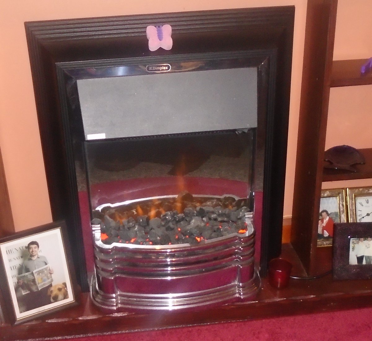 Hebbie's tweet photo. dark damp and extremely windy in D&G i have even switched the fire on of course it wont matter cause I am off to Pakistan #lockdowntravel https://t.co/4exloeCuKb