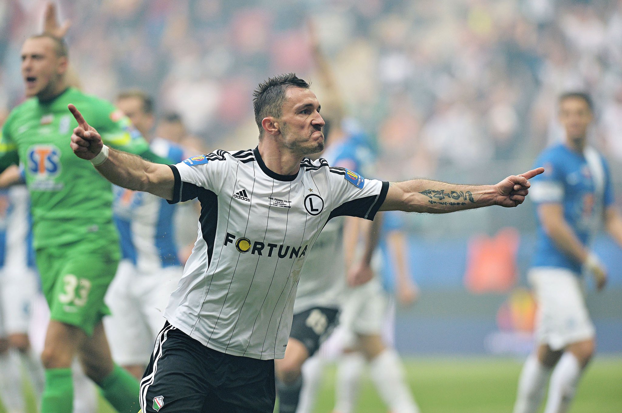 Happy birthday to Marek Saganowski!  