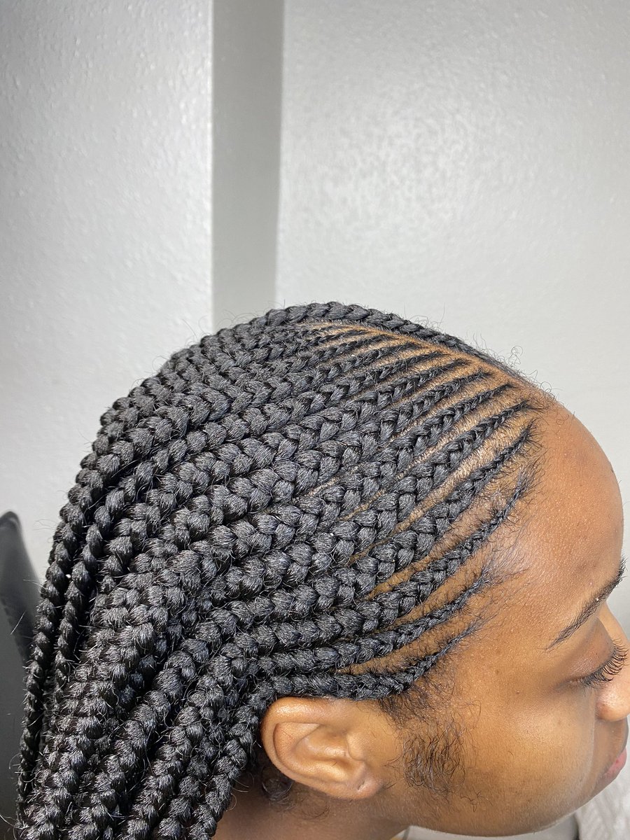 Neat Fulani braids 💛 .............................................................................................. #londonhairstylist #braids #blackgirlmagic #braidgang #feedinbraids #uk #braidstyles #blackbusiness #neatbraids #neatbraider #blonde #ukhairstylist #fulanibraids