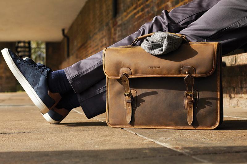 APLFHK's tweet photo. Super interesting article on leather and #sustainability. Worth a read. As long as people eat meat, it is only the right thing to do to use all the renderings.
Stop producing more and more waste, and start to use what we already have.
https://t.co/9PeQqWi05j
#Tusting #leather https://t.co/jXiHeCDMDT