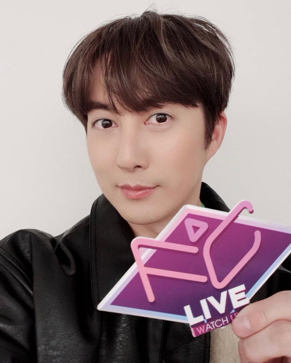 keshagrace501's tweet photo. FC LIVE Update with KIMHYUNGJUN #HALLOWEENRADIO 10.31.2020 https://t.co/vjmu5PRkXK