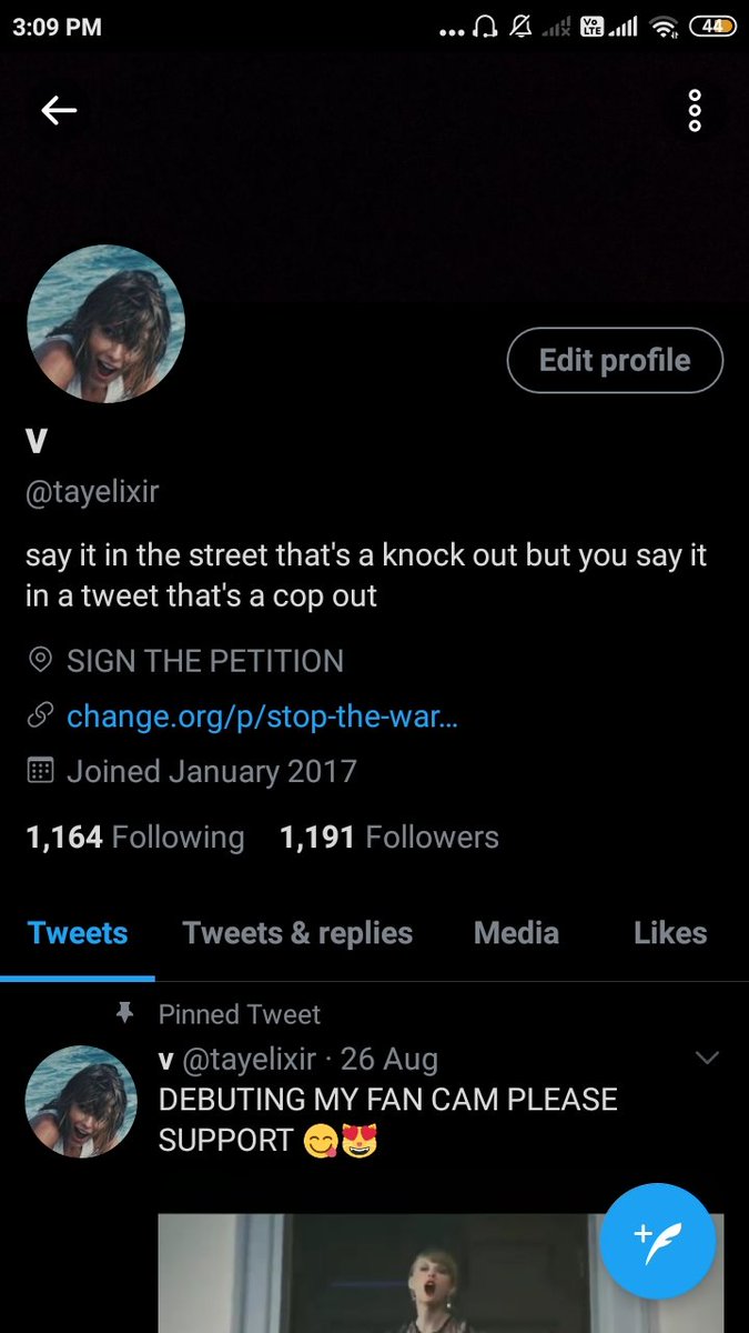tayelixirbackup's tweet photo. HELP ME FIND MY MUTUALS

IM NOT ABLE TO RETWEET OR TWEET 😭

I’m voting for Folklore for Favorite Album - Pop/Rock at the #AMAs @taylorswift13 https://t.co/hjnkeQcxEZ